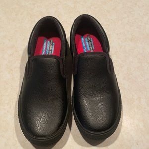 Skechers slip resistant leather work shoes